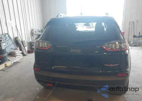 2020 Jeep Cherokee Trailhawk 4X4 from USA, damaged, VIN 1C4PJMBX2LD613831